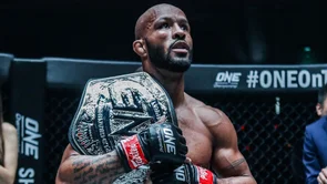 Demetrious Johnson nahvalio Jon Jonesa: „Ne vidim da ga itko može pobijediti!“